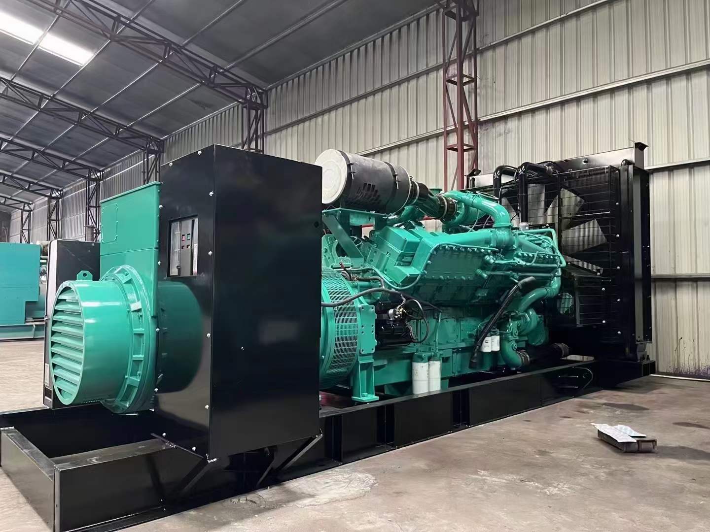 渠县如何降低 800kW 柴油发电机输出电流的波动？